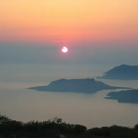 & Mansions Of Imerovigli (Santorini)